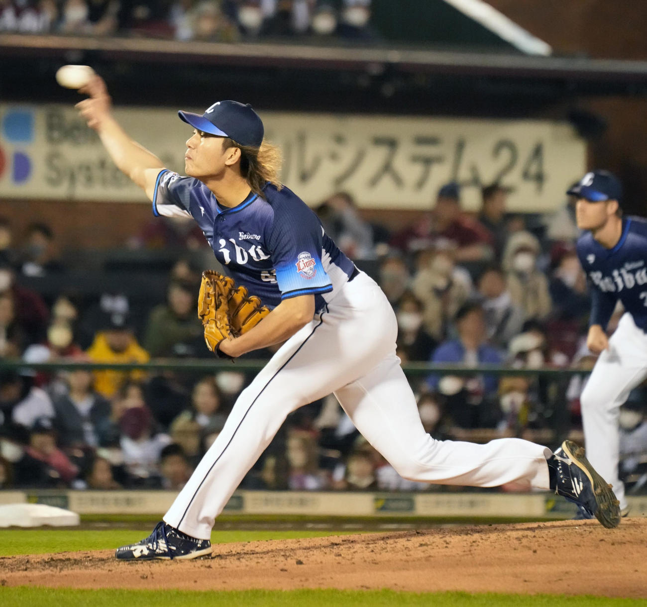 楽天対西武　7回無失点と好投した西武先発の今井（撮影・小沢裕）