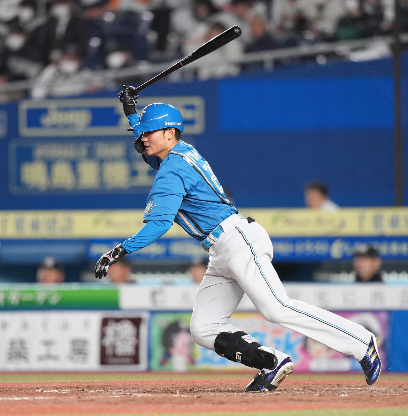 ロッテ対日本ハム　4回表日本ハム無死二塁、中前適時打を放つ清宮（撮影・鈴木みどり）