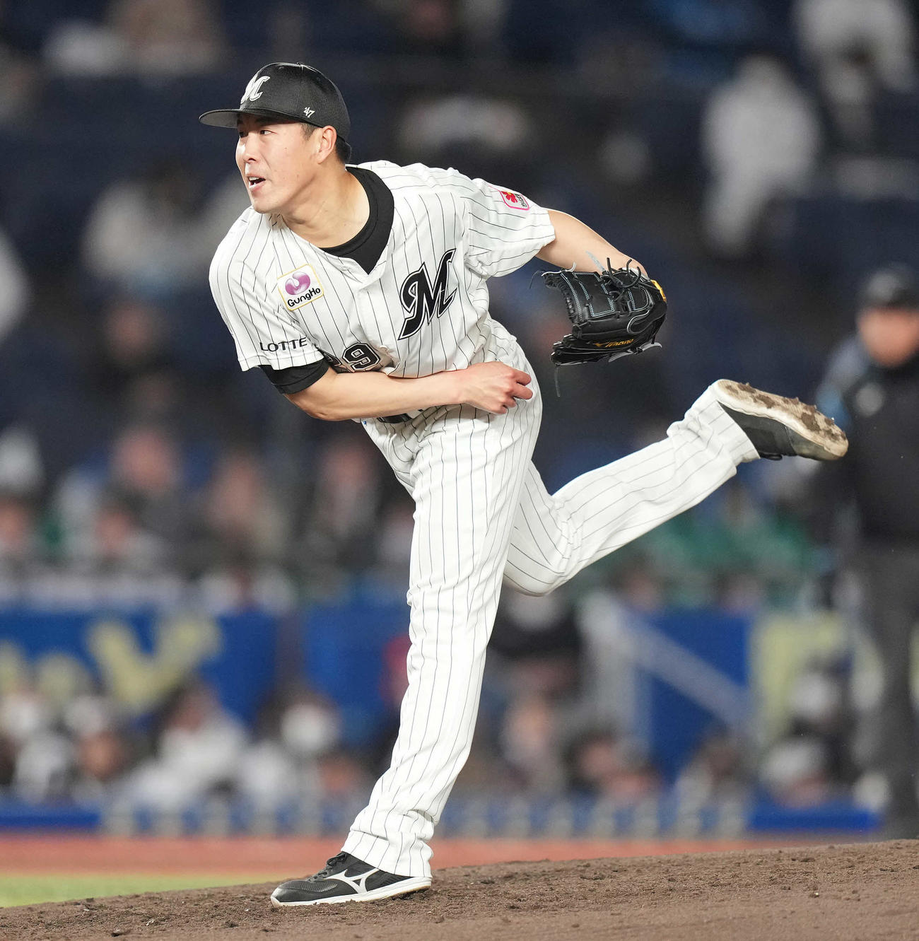 ロッテ対日本ハム　先発し力投するロッテ西野（撮影・鈴木みどり）