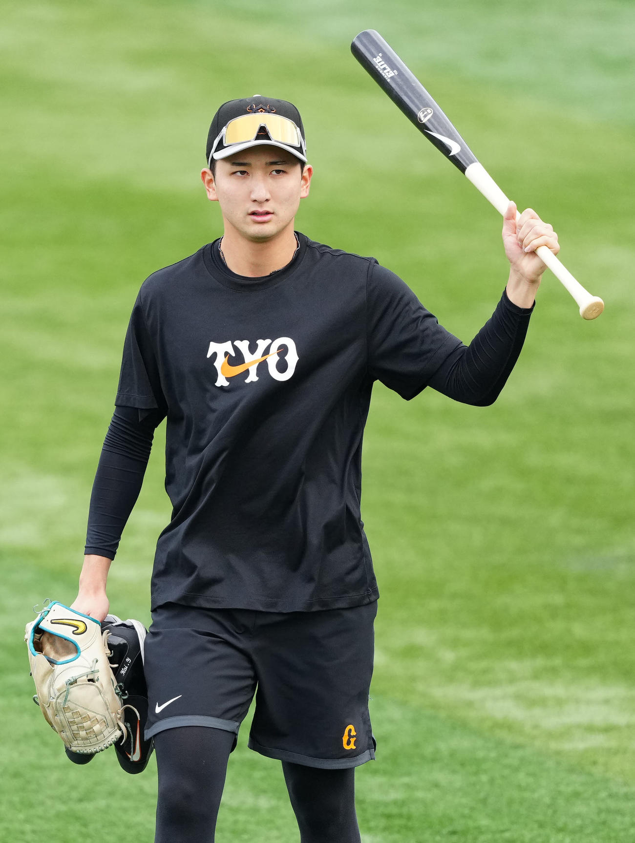 DeNA対巨人　試合前練習に臨む巨人横川（撮影・江口和貴）