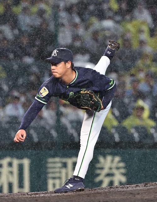 阪神対ヤクルト　ヤクルト先発の小川（撮影・上田博志）