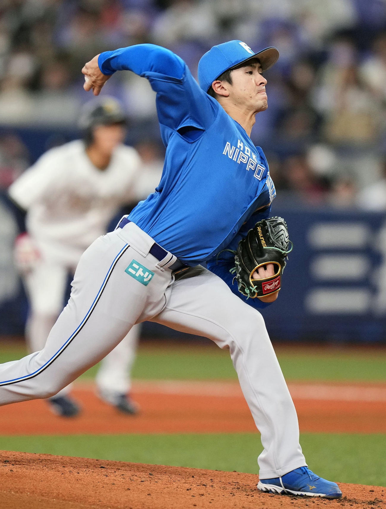 5回2失点で今季初勝利を挙げた日本ハム・上沢（共同）