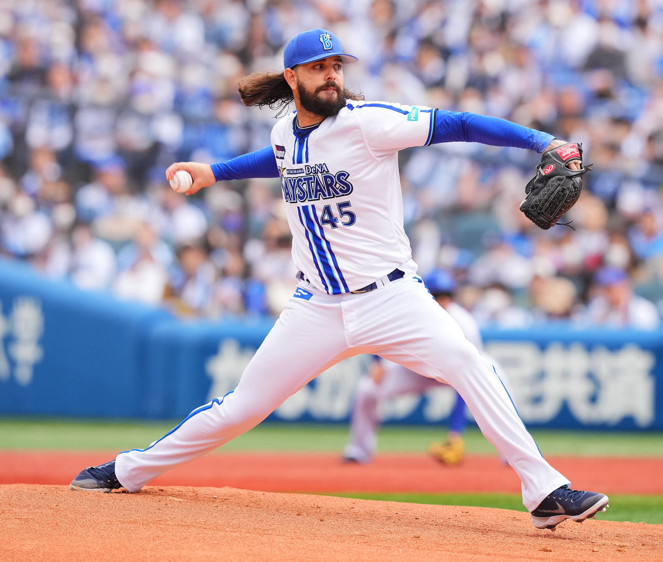 DeNA対中日　力投するDeNA先発のガゼルマン（撮影・垰建太）