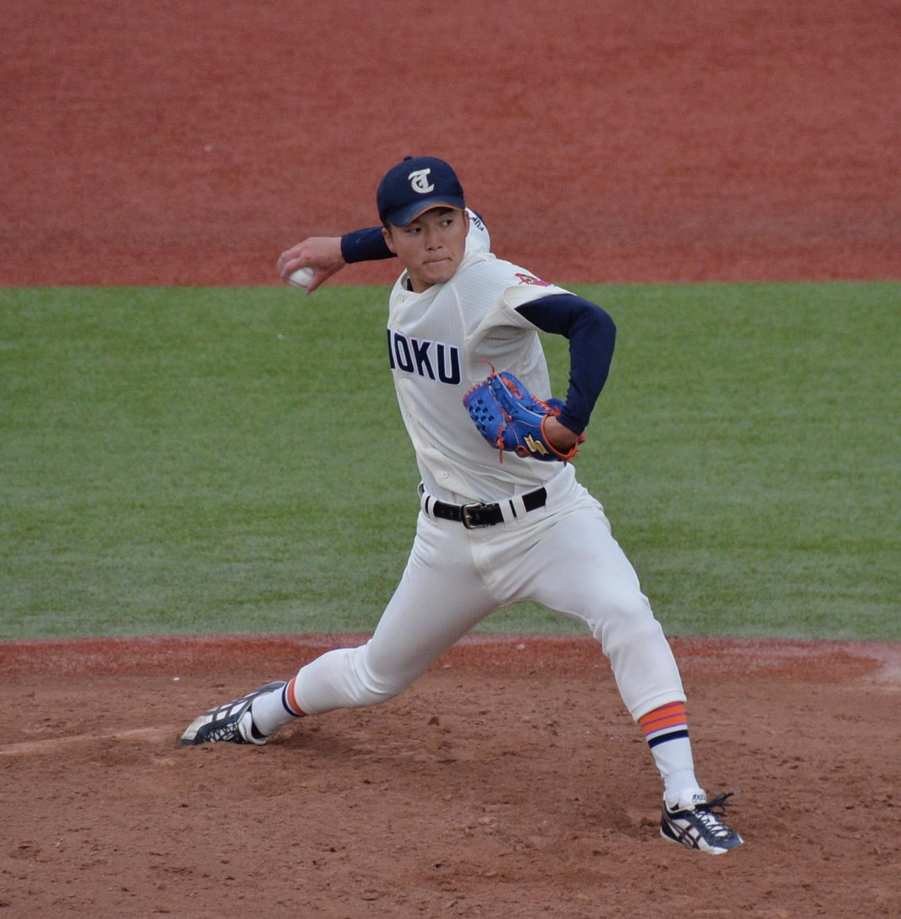 5回1／3を4安打1失点と力投した東北福祉大・佐々木