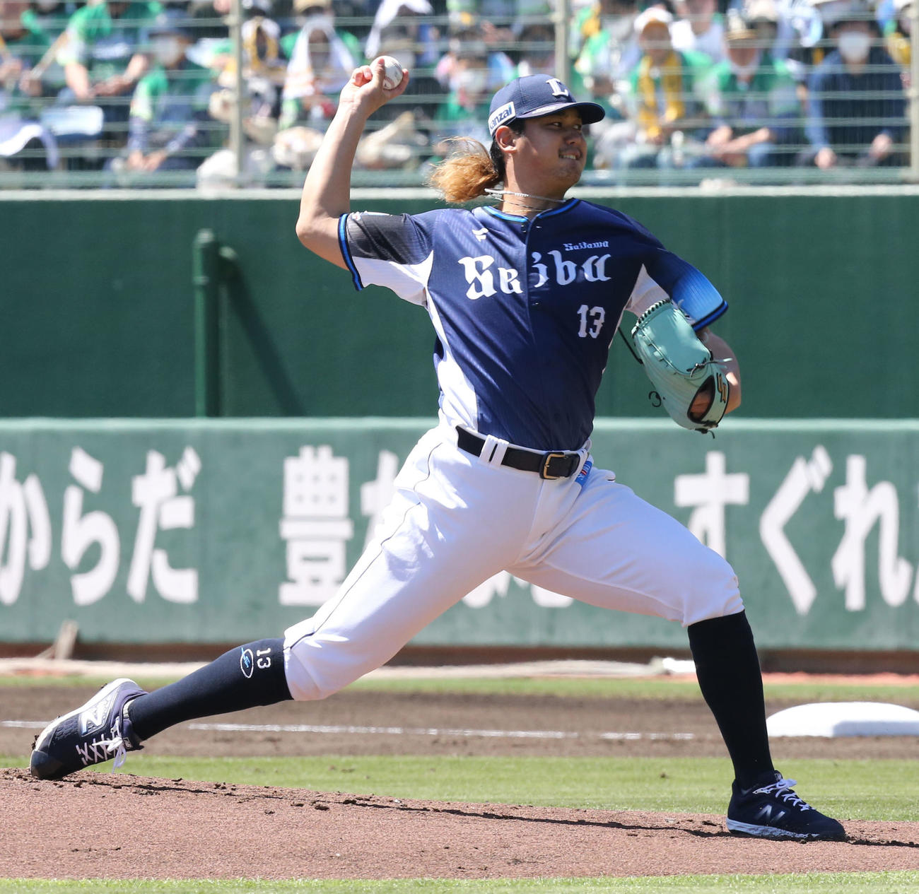 力投する西武先発の高橋光成（撮影・冨田成美）