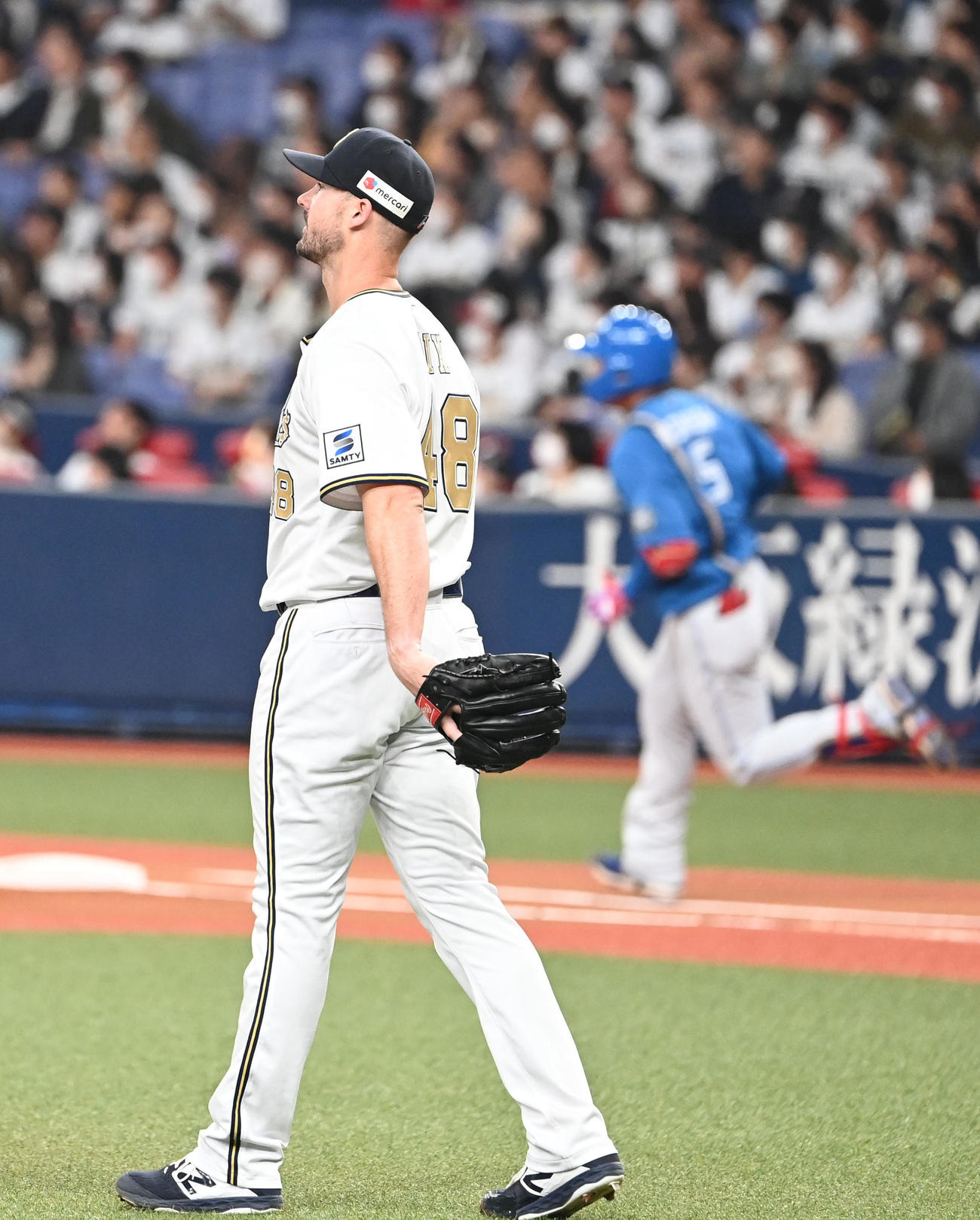 オリックス対日本ハム　1回表日本ハム無死、野村にソロ本塁打を浴びるニックス（撮影・和賀正仁）