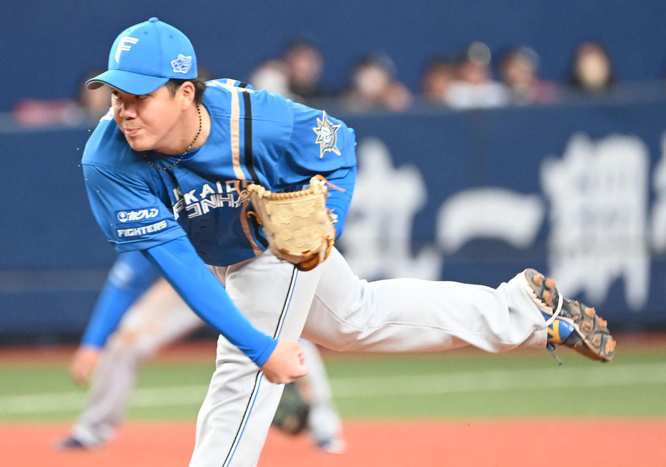 オリックス対日本ハム　力投する日本ハム先発の金村（撮影・和賀正仁）