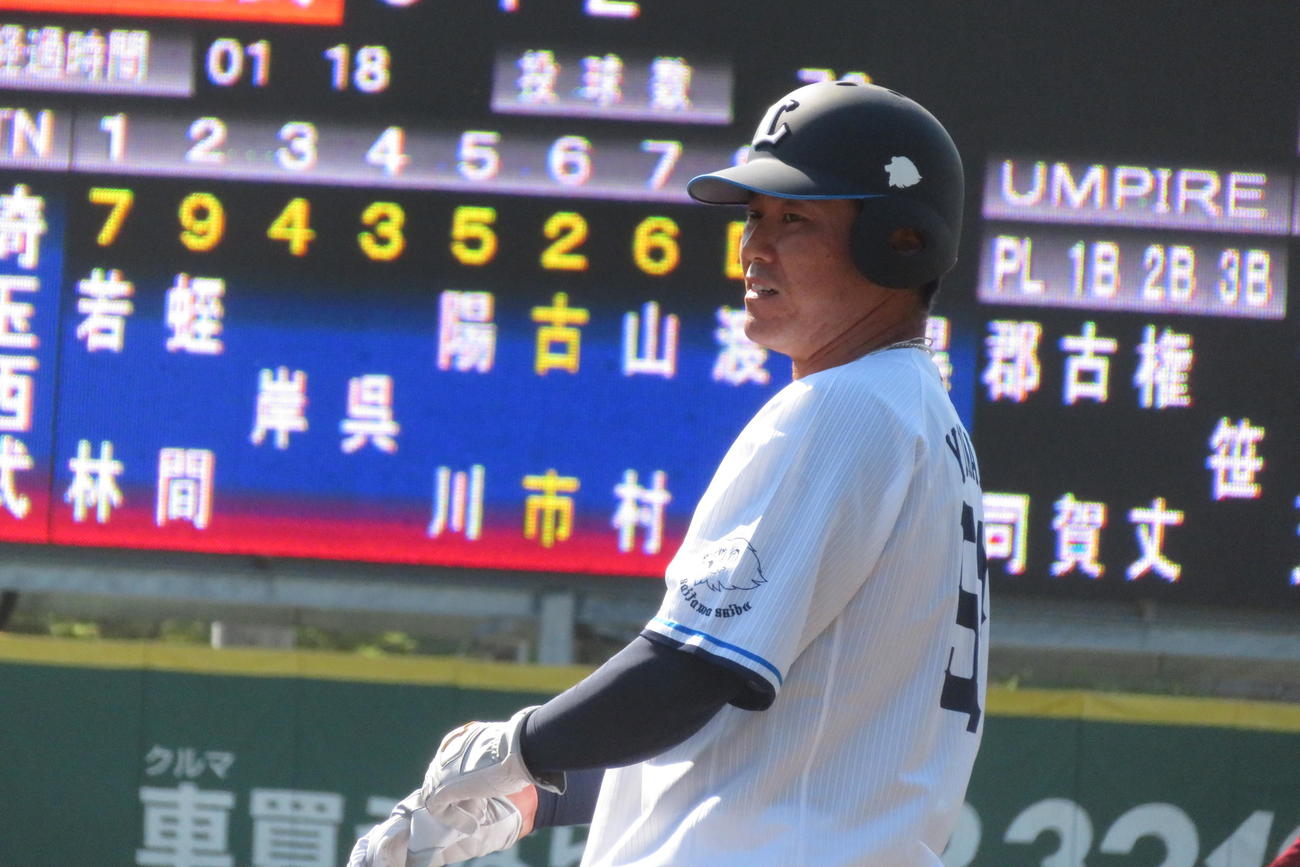 イースタン楽天戦で本塁打、適時打を放った西武陽川（撮影・金子真仁）