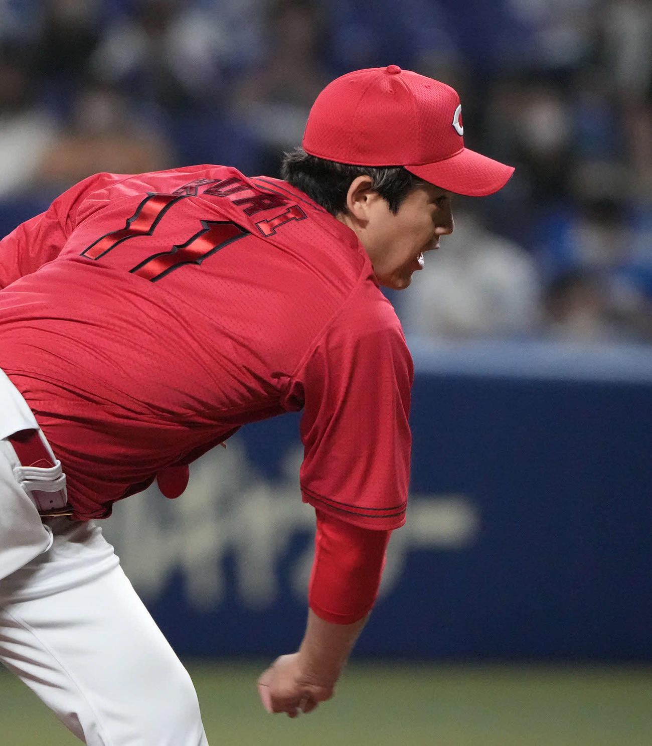 中日対広島　力投する広島先発の九里（撮影・森本幸一）