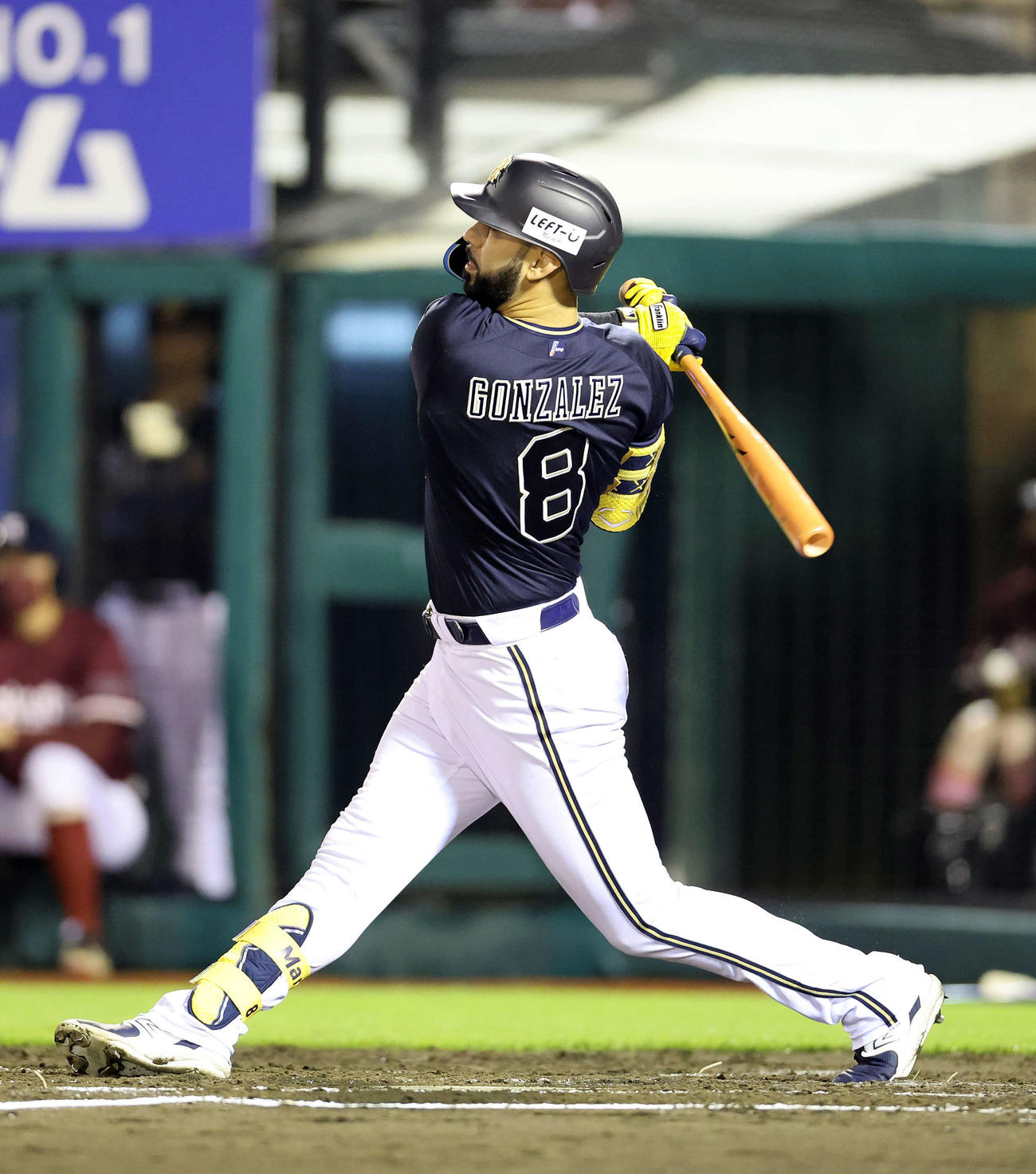 3回表オリックス1死一塁、ゴンザレスは右越え2点本塁打を放つ（撮影・鈴木正人）