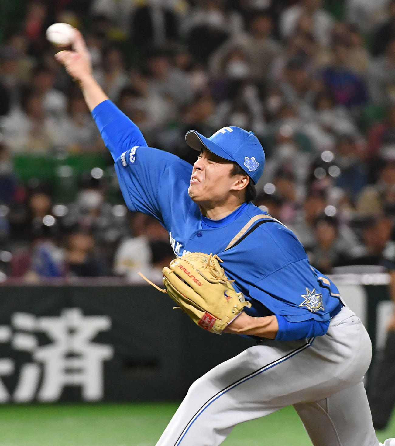 ソフトバンク対日本ハム　8回裏から登板した、日本ハム6番手の田中正（撮影・岩下翔太）