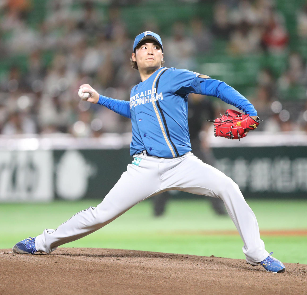 ソフトバンク対日本ハム　日本ハム先発の伊藤（撮影・梅根麻紀）