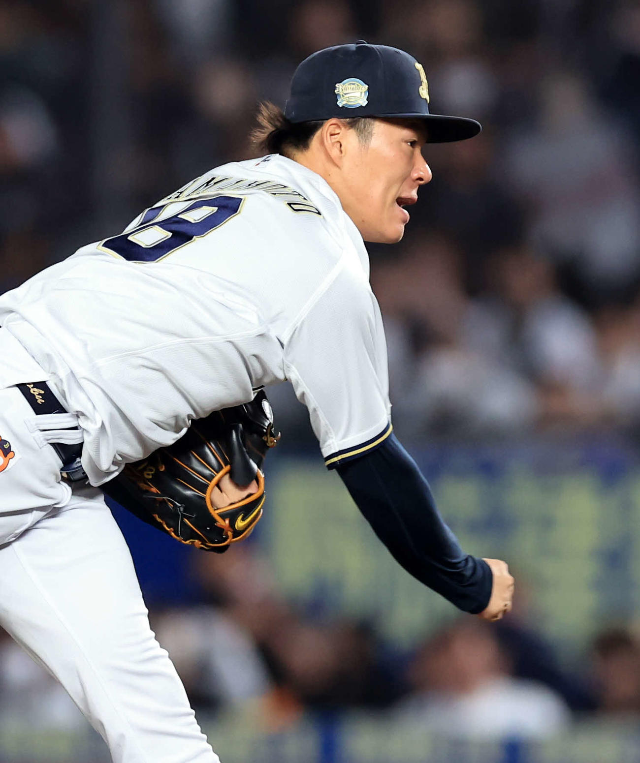ロッテ対オリックス　力投するオリックス先発の山本（撮影・浅見桂子）
