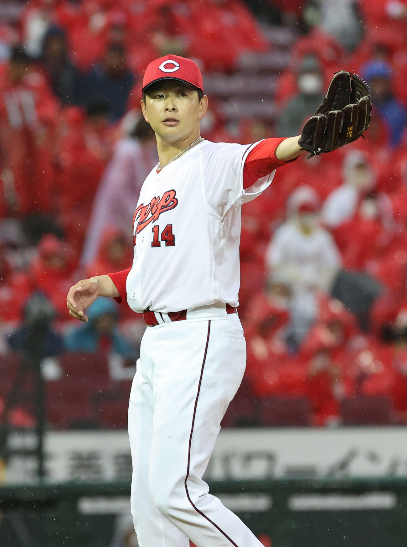 広島対ヤクルト　広島先発の大瀬良（撮影・加藤孝規）