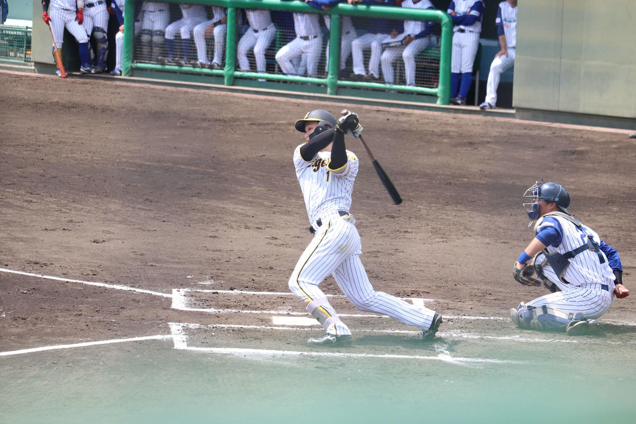 初回の第1打席で三ゴロに倒れた阪神森下翔太外野手