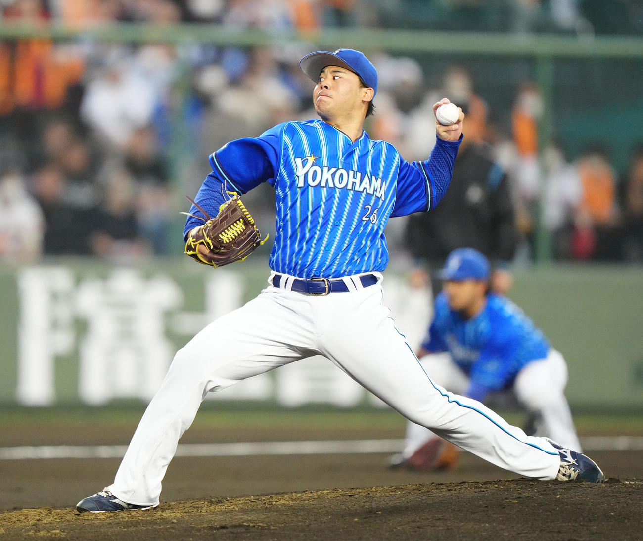 巨人対DeNA　力投するDeNA先発の浜口（撮影・江口和貴）