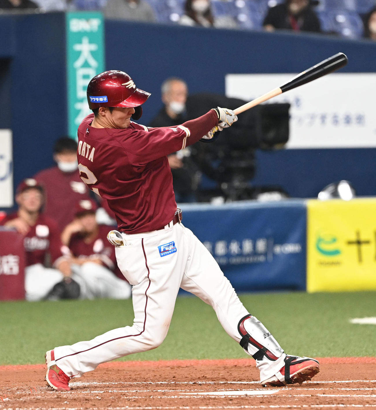 オリックス対楽天　3回表楽天1死、左越え本塁打を放つ太田（撮影・和賀正仁）