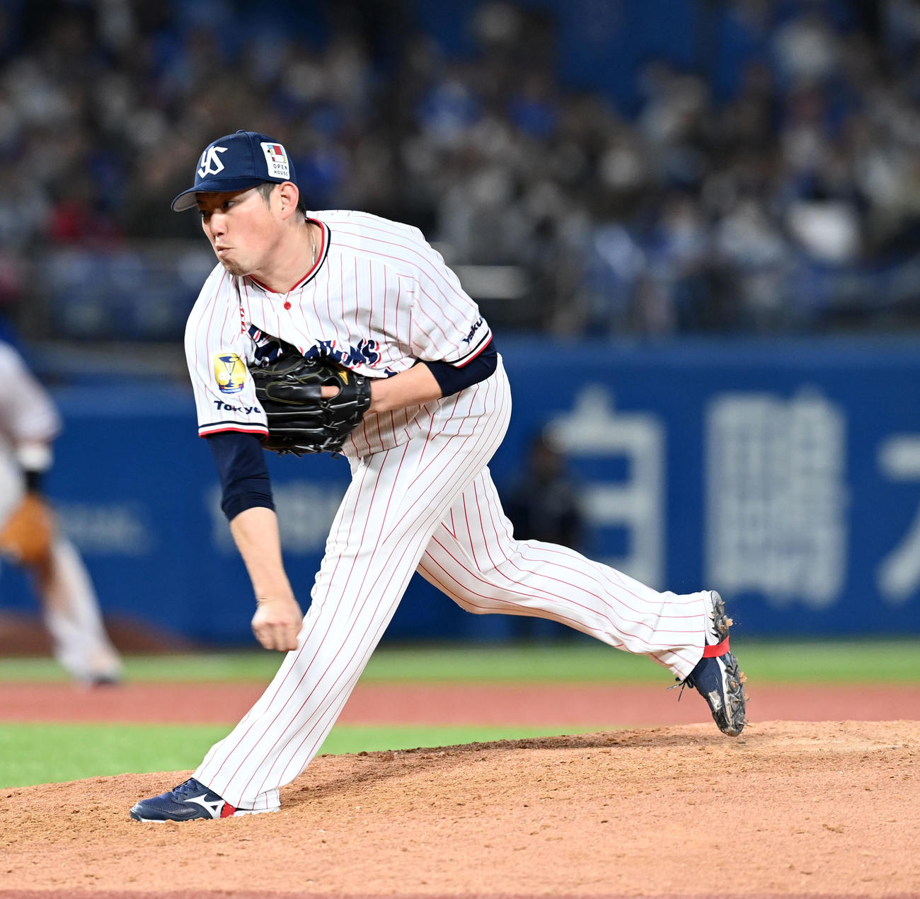 ヤクルト対中日　10回からマウンドに上がったヤクルト大西（撮影・たえ見朱実）