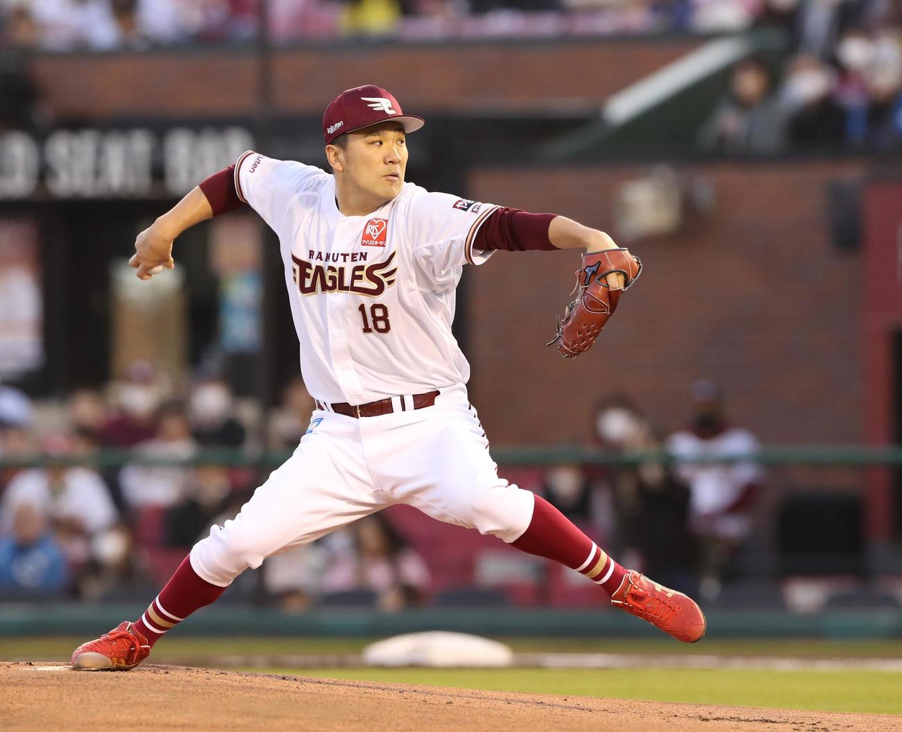 楽天対日本ハム　楽天先発の田中将（撮影・黒川智章）