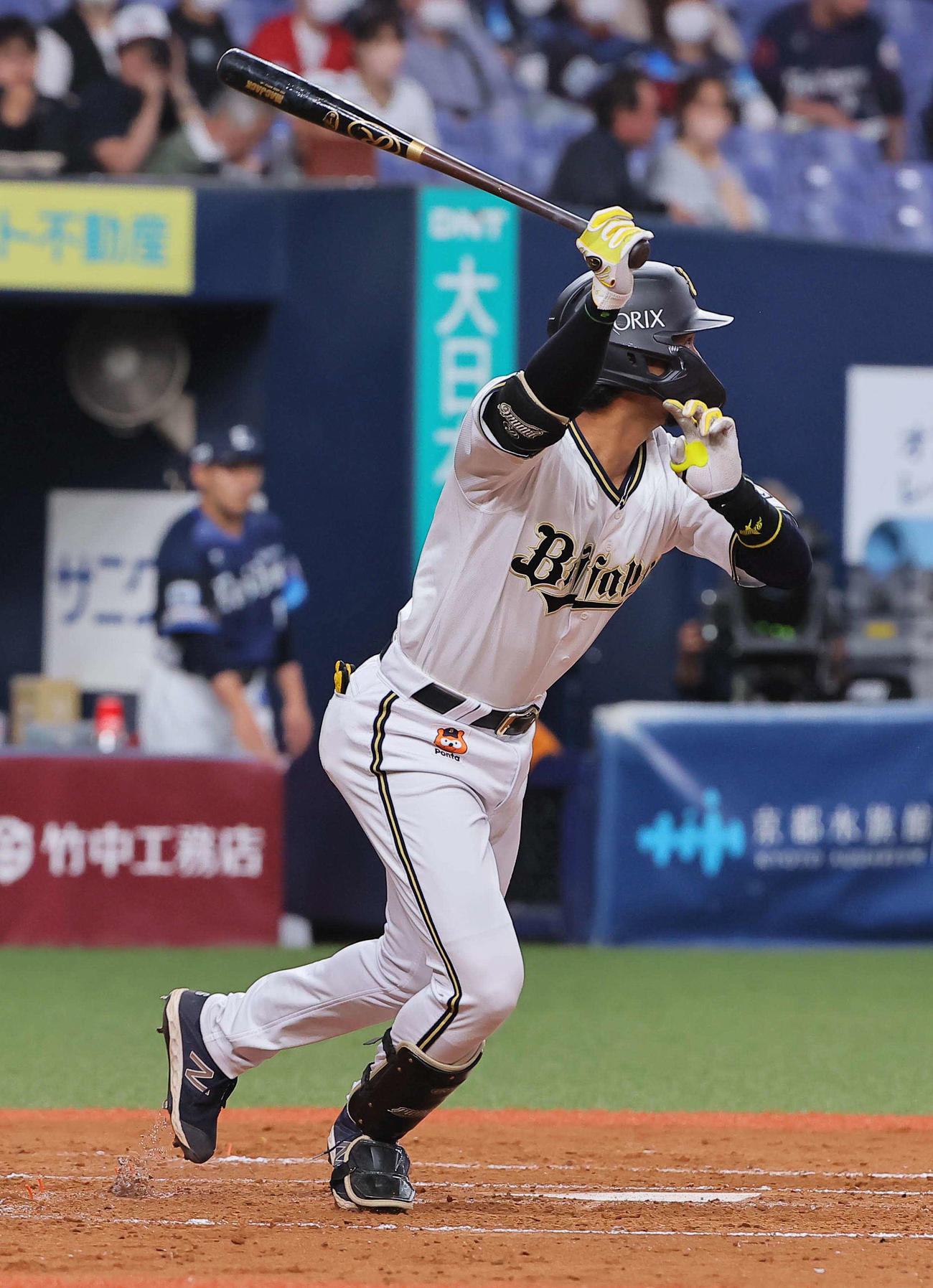 オリックス対西武　4回裏オリックス無死、宗は左前打を放つ（撮影・上田博志）