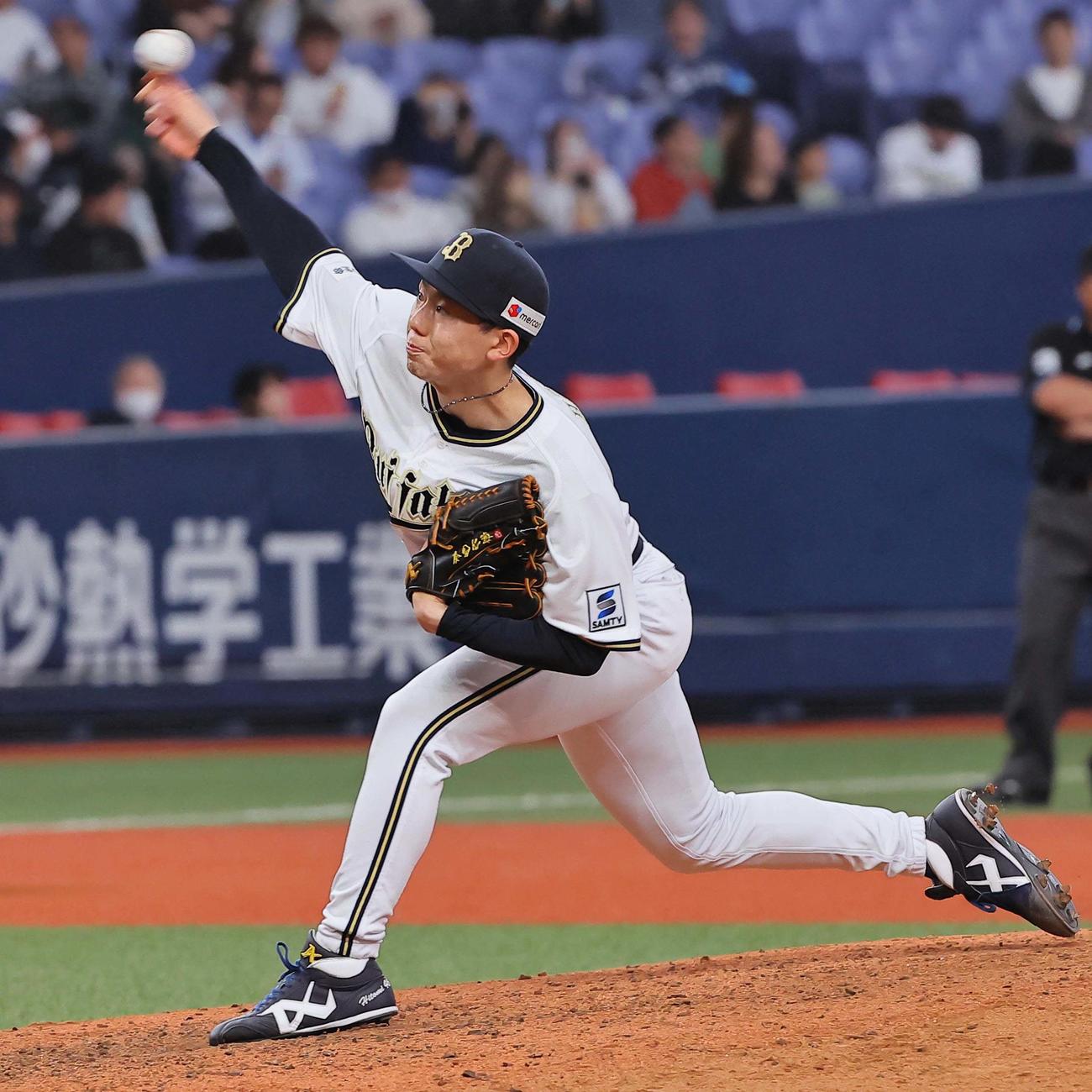 オリックス対西武　オリックス4番手の本田（撮影・上田博志）