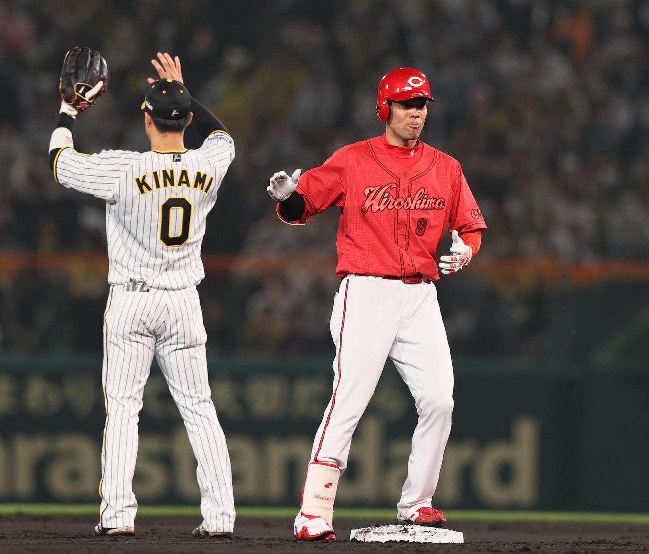 20日の阪神戦で二塁打を放った広島秋山（23年4月20日撮影）