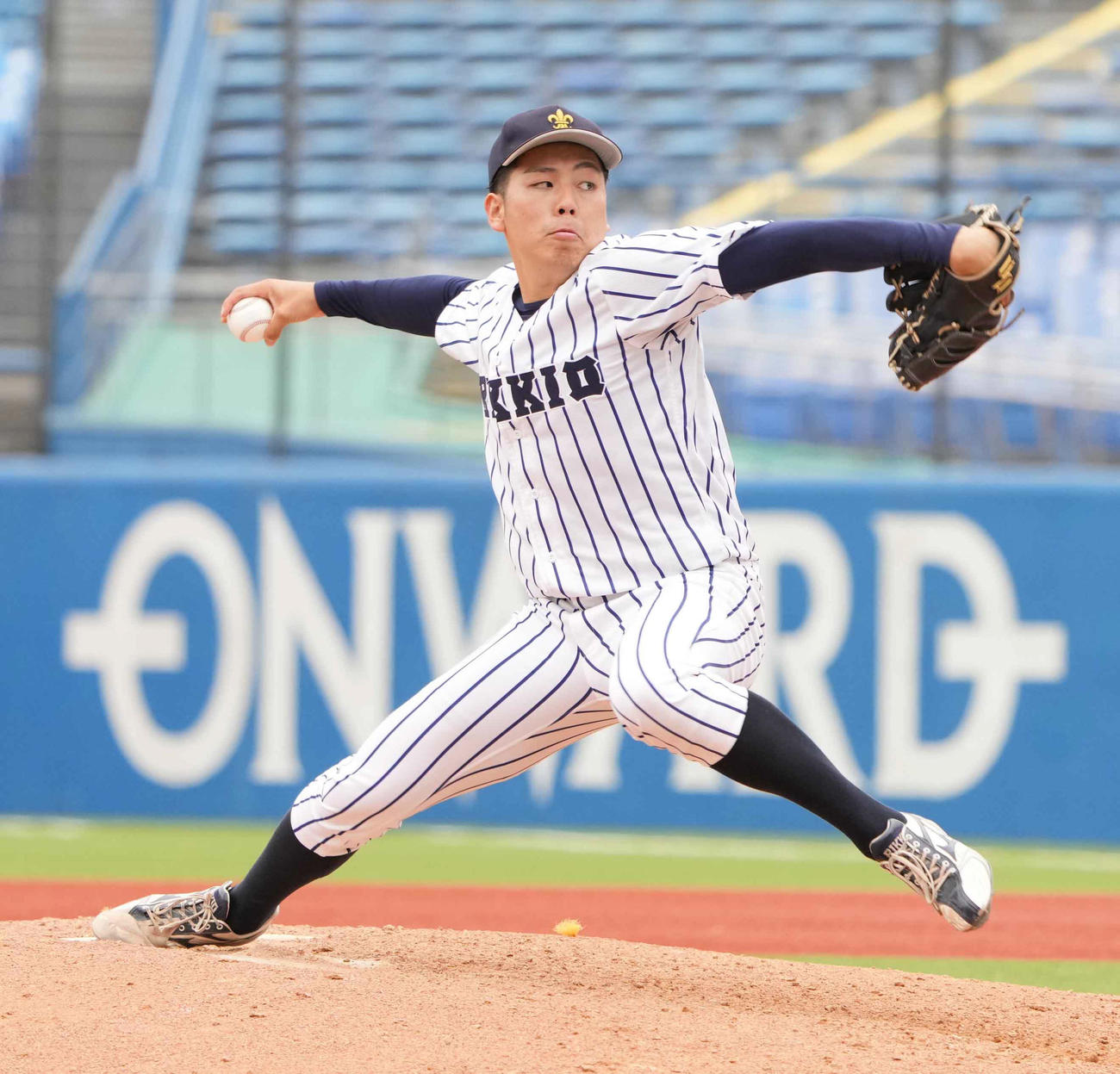 立大対早大　立大2番手で登板した吉野（撮影・小沢裕）