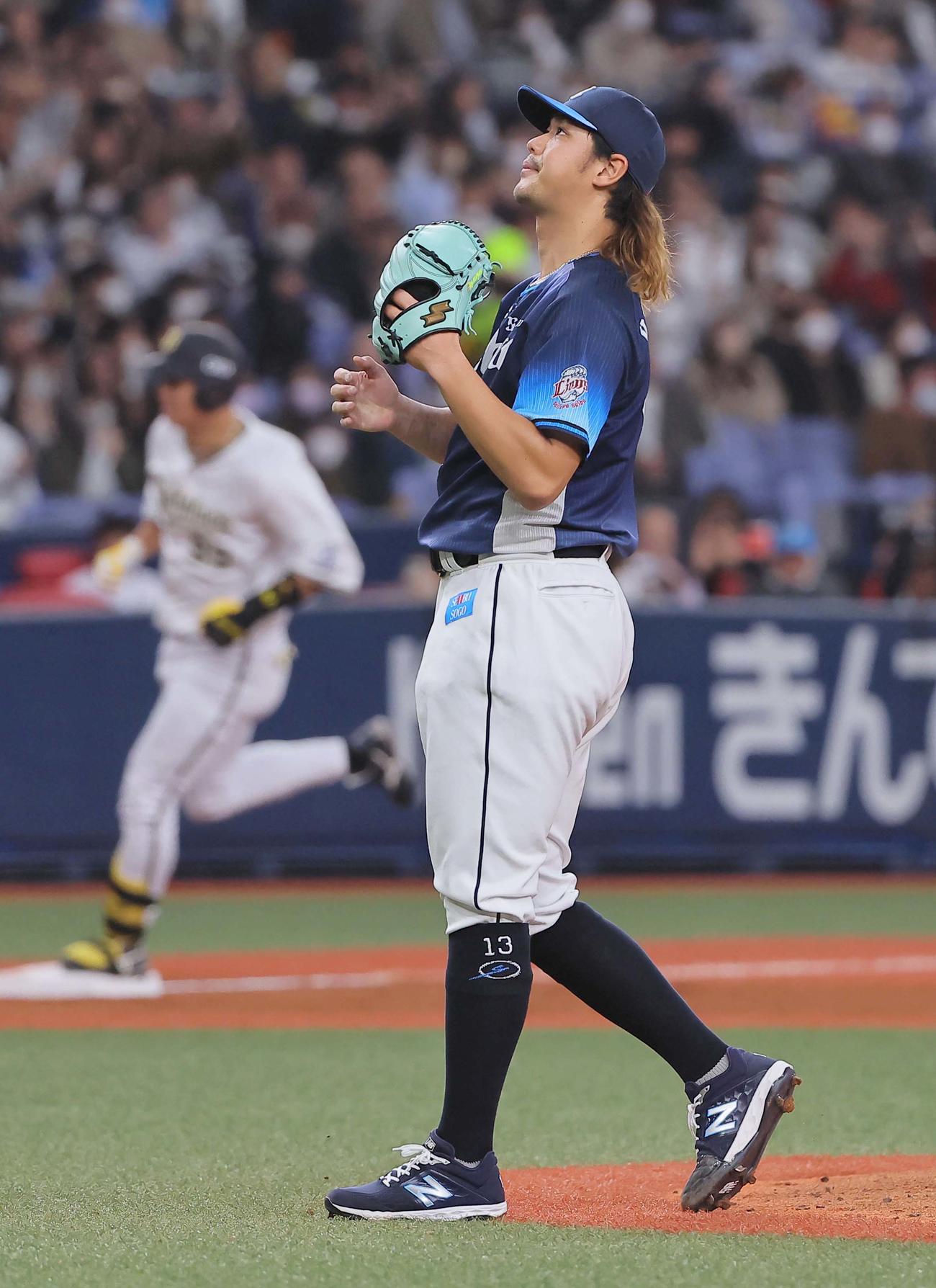 オリックス対西武　4回裏オリックス2死二塁、高橋は杉本に左越え先制2点本塁打を浴びる（撮影・上田博志）