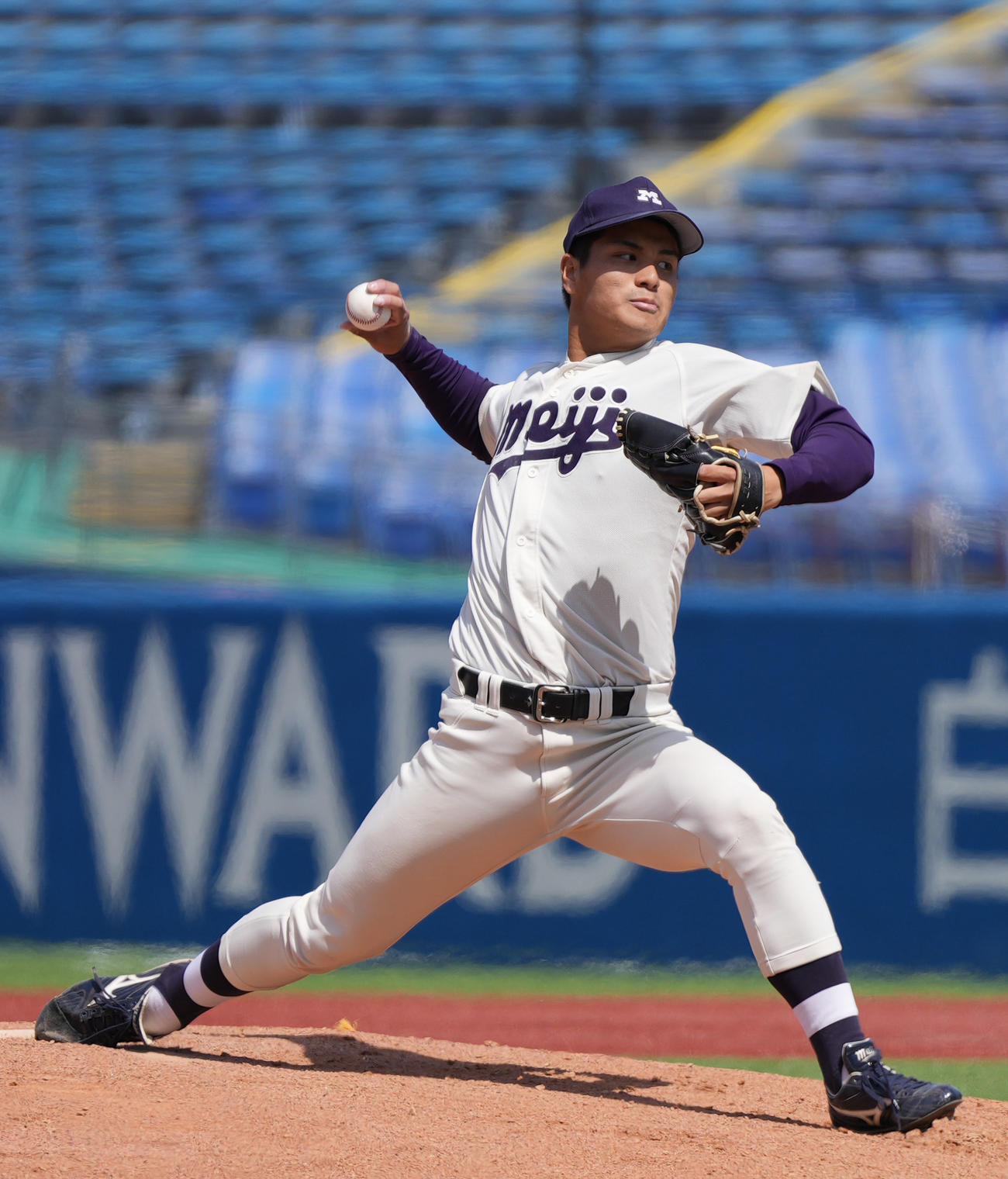 明大対慶大　明大先発の蒔田（撮影・狩俣裕三）