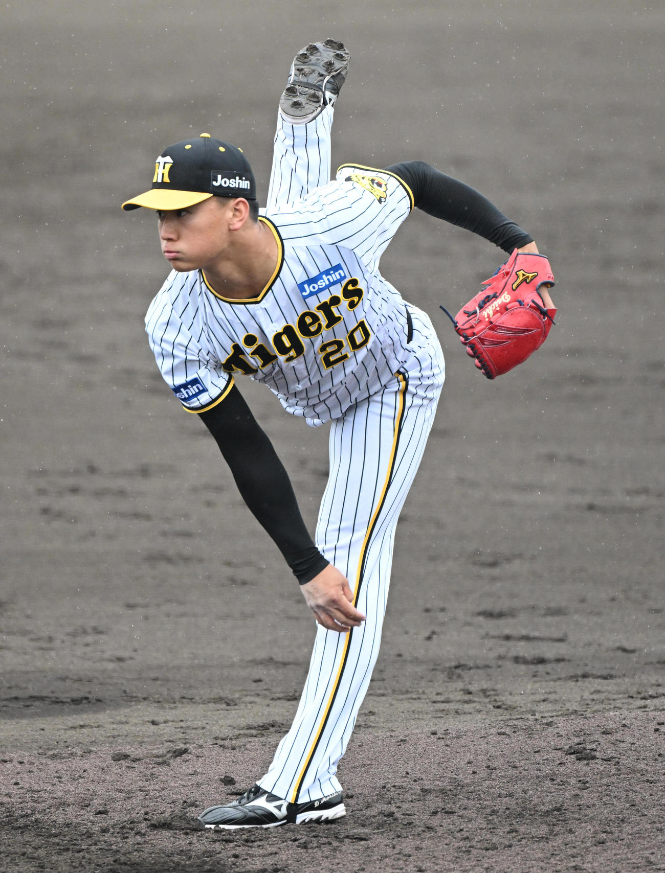 阪神対広島　阪神先発の森木（撮影・石井愛子）