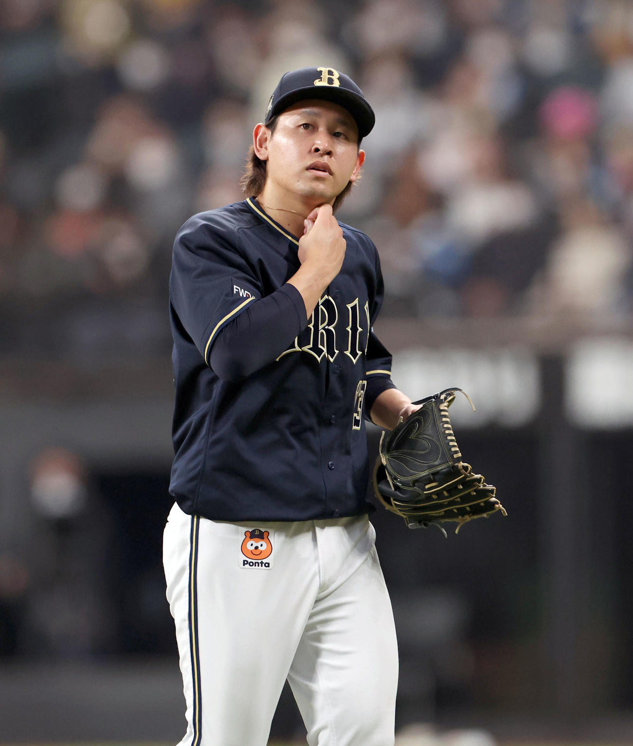 日本ハム対オリックス　2回途中で降板するオリックス宮城（撮影・佐藤翔太）