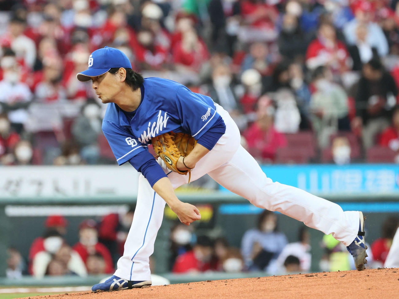 広島対中日　中日先発の涌井（撮影・加藤孝規）