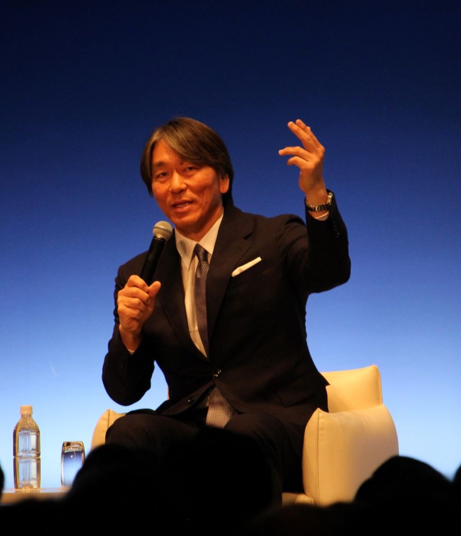 プロ1年目に衝撃を受けた石井一久投手のカーブについて話す松井氏