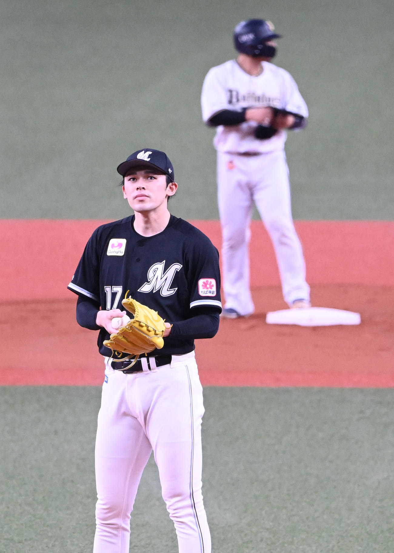 オリックス対ロッテ　1回裏オリックス2死二塁、森に適時二塁打を浴びた佐々木朗（撮影・和賀正仁）
