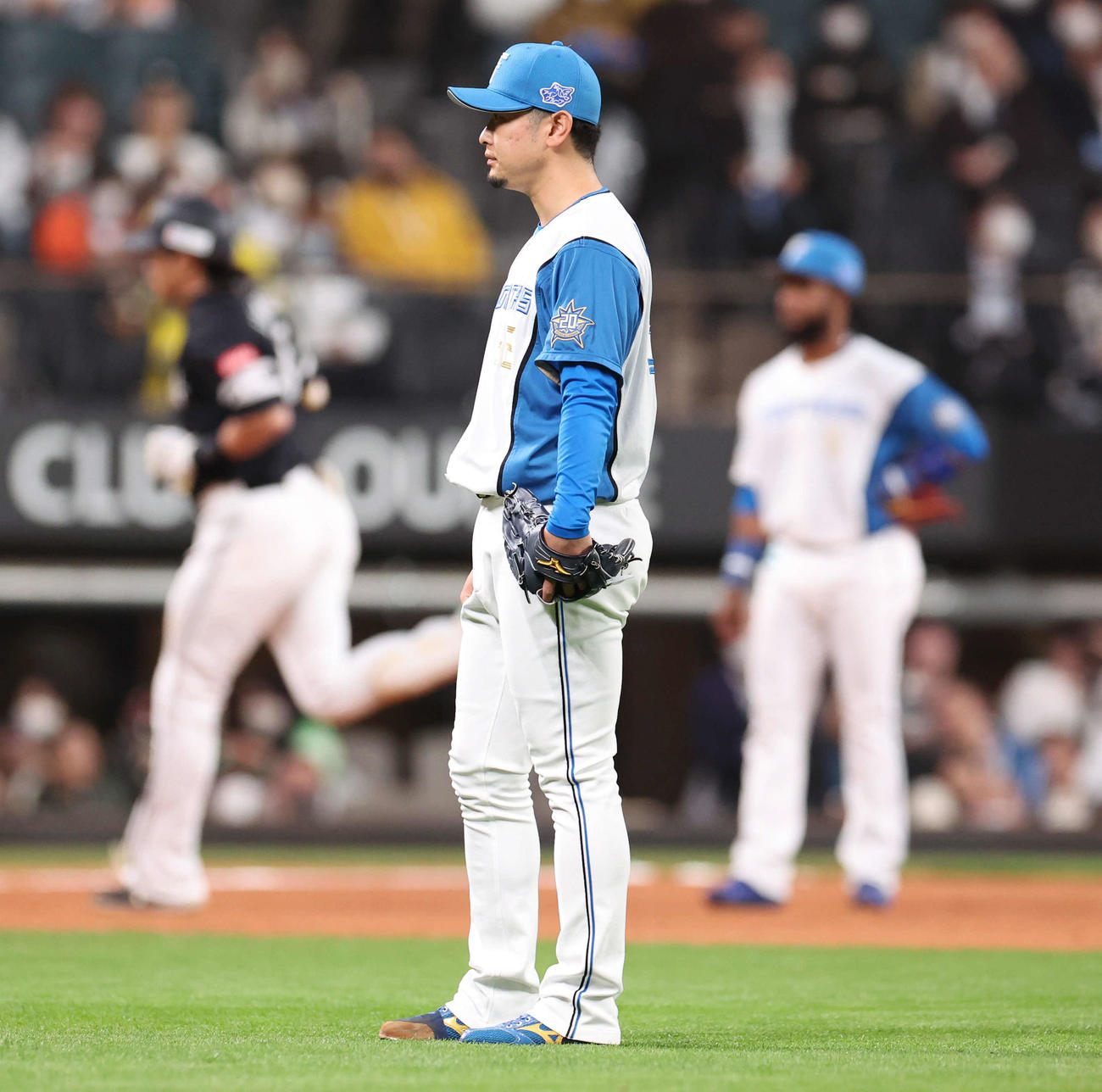 日本ハム対ソフトバンク　10回表ソフトバンク1死一、二塁、柳田に勝ち越しとなる右越え3点本塁打を浴びる池田（撮影・佐藤翔太）