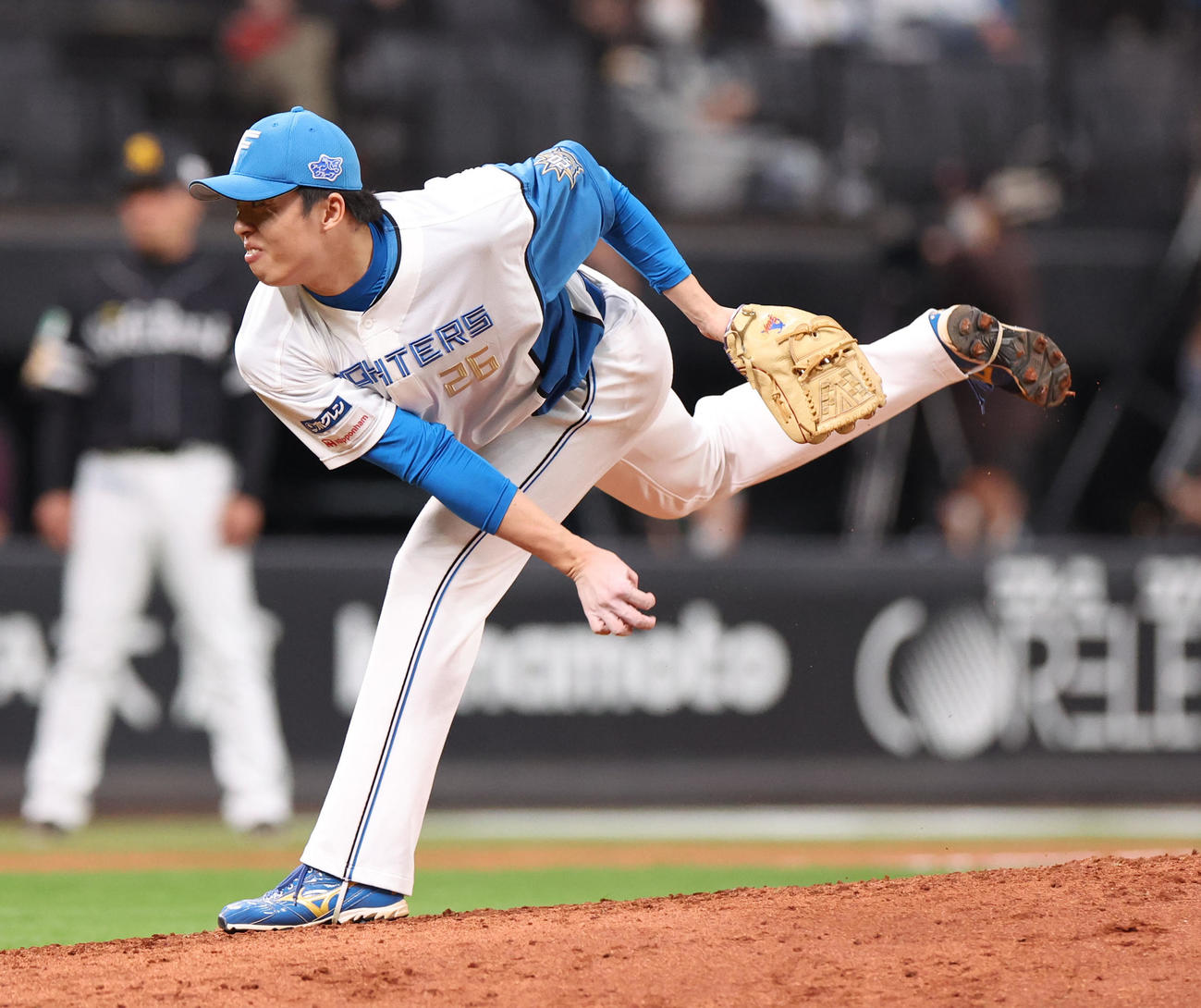 日本ハム対ソフトバンク　日本ハム3番手の田中正（撮影・佐藤翔太）
