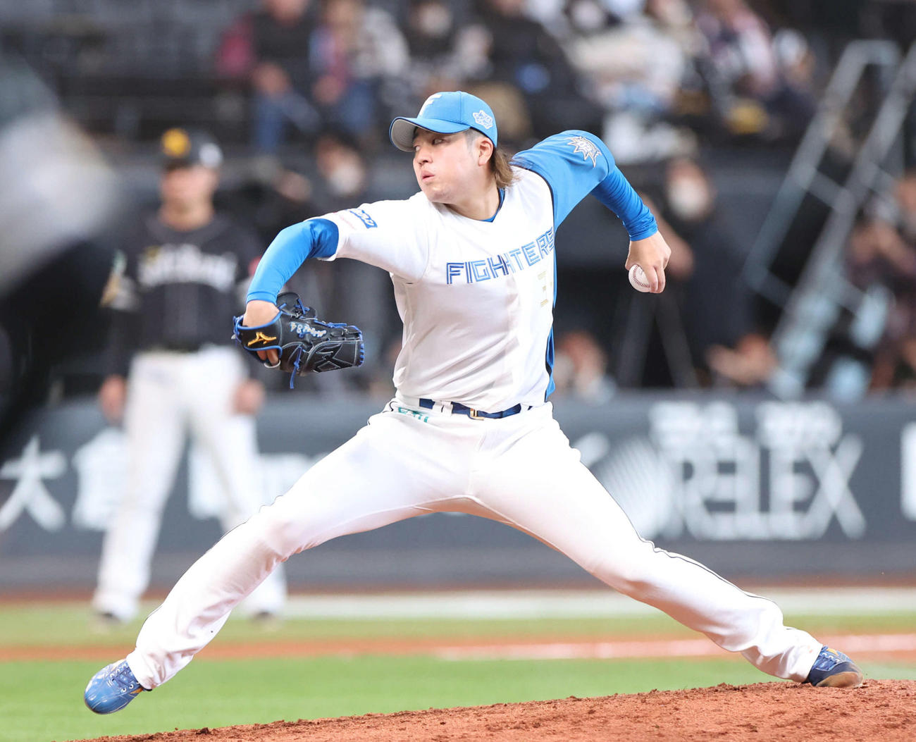日本ハム対ソフトバンク　日本ハム3番手の堀（撮影・佐藤翔太）