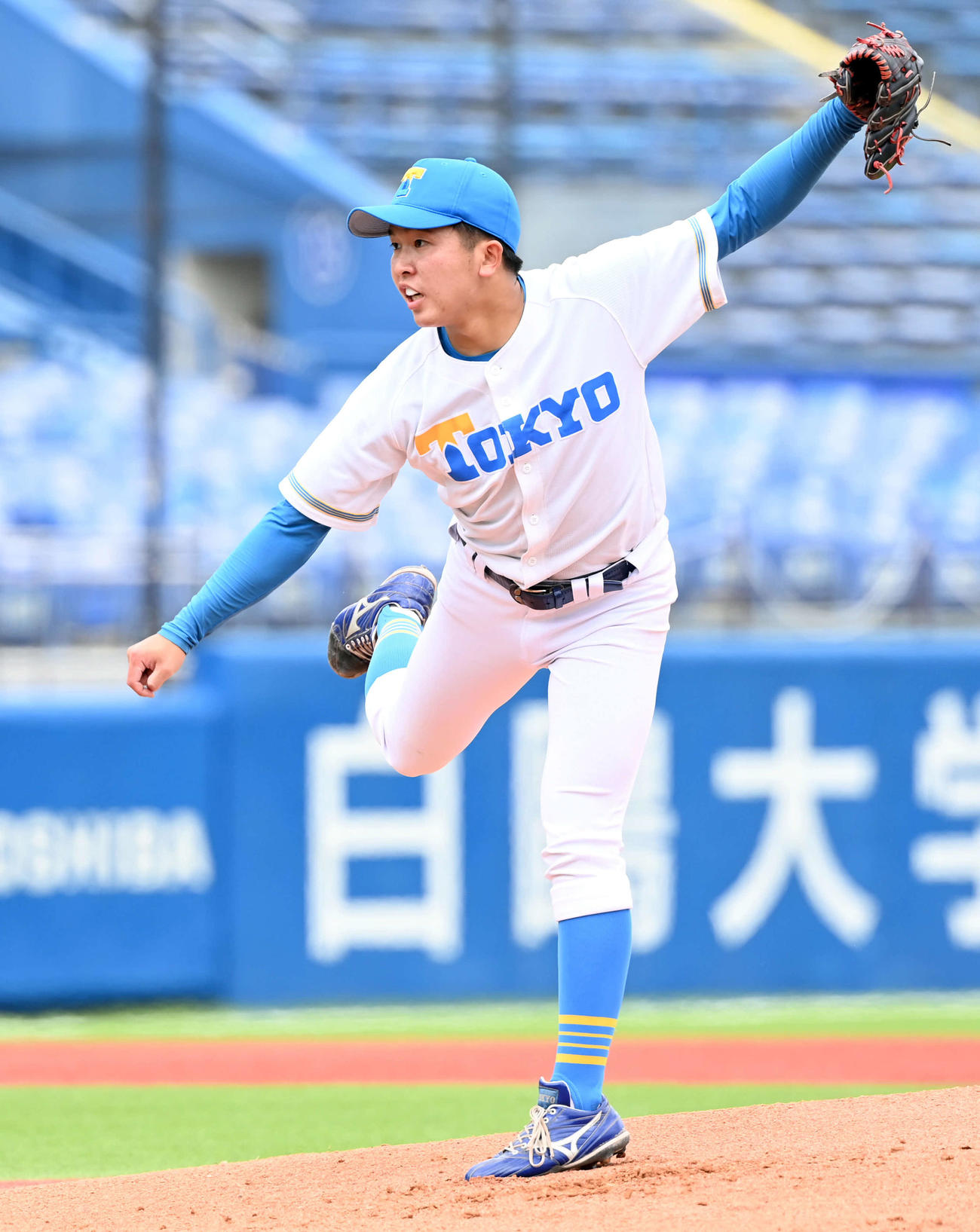 東大対慶大　東大の先発松岡（撮影・たえ見朱実）