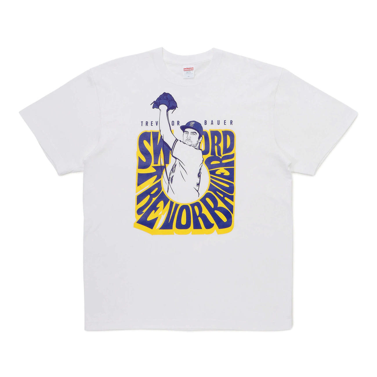 2日から販売されるDeNAバウアーの「SWORDセレブレーション」Tシャツ（球団提供）