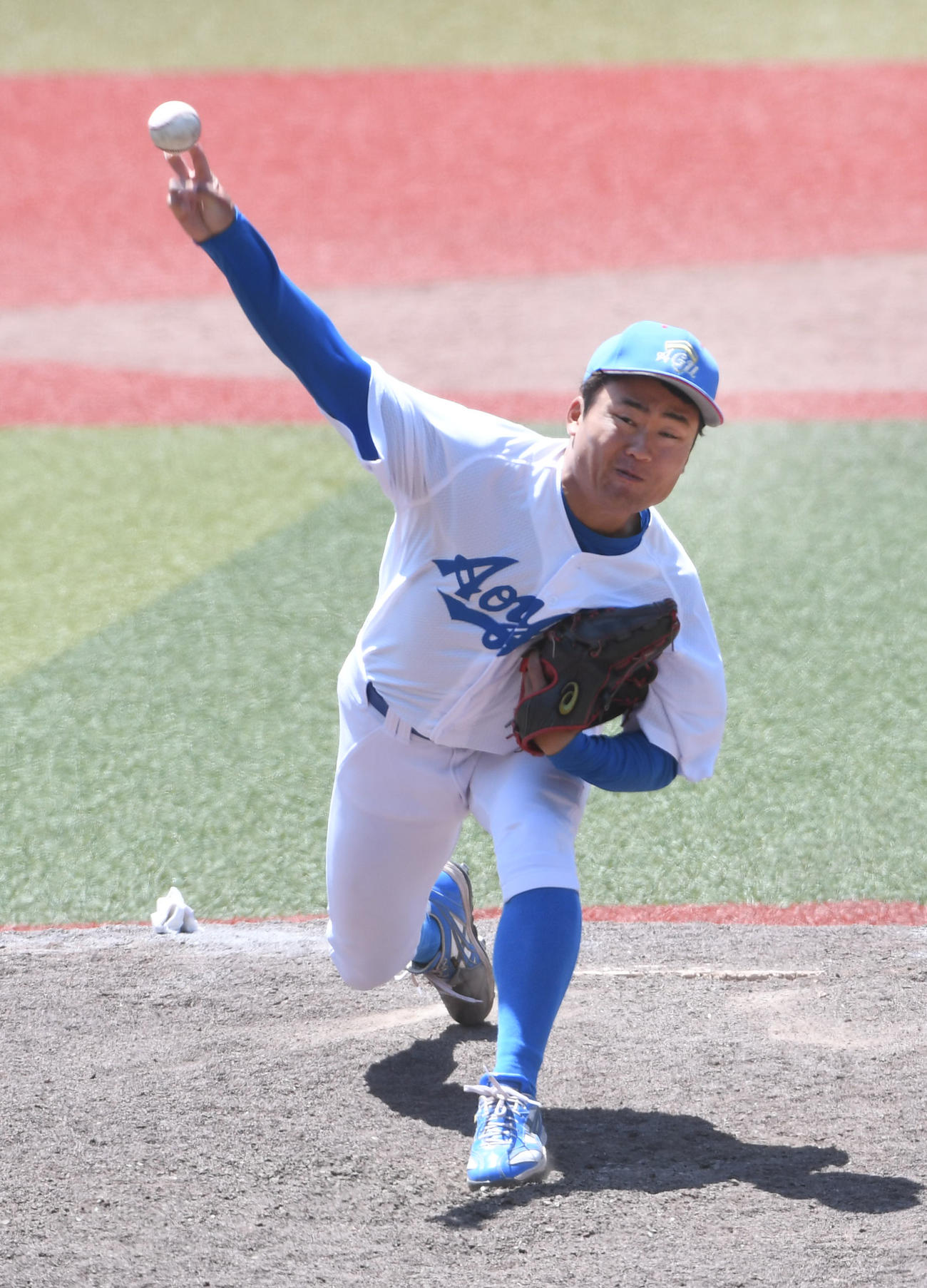 青学大対中大　3回から登板し勝利投手になった青学大・松井（撮影・柴田隆二）