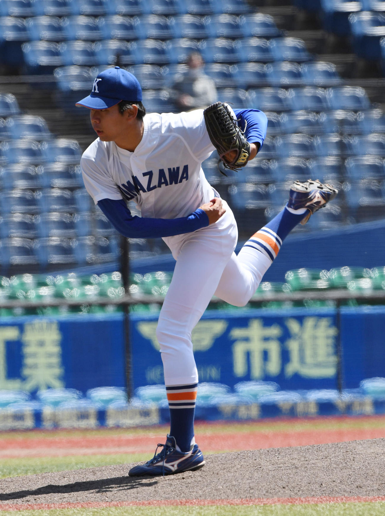 駒大対国学院大　先発した駒大・松村（撮影・柴田隆二）