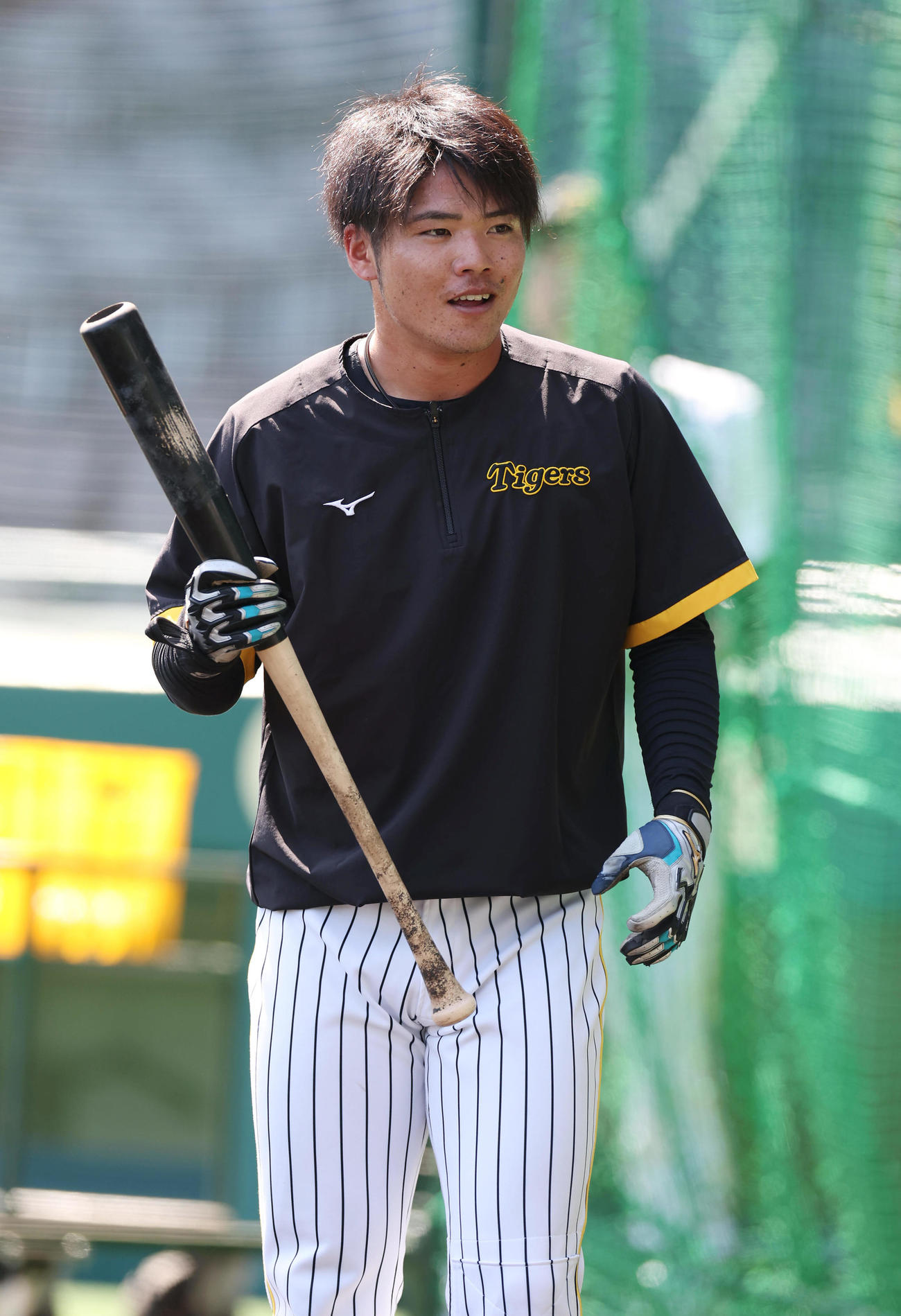 阪神対中日　1軍に合流し試合前練習に臨む阪神小野寺（撮影・前田充）