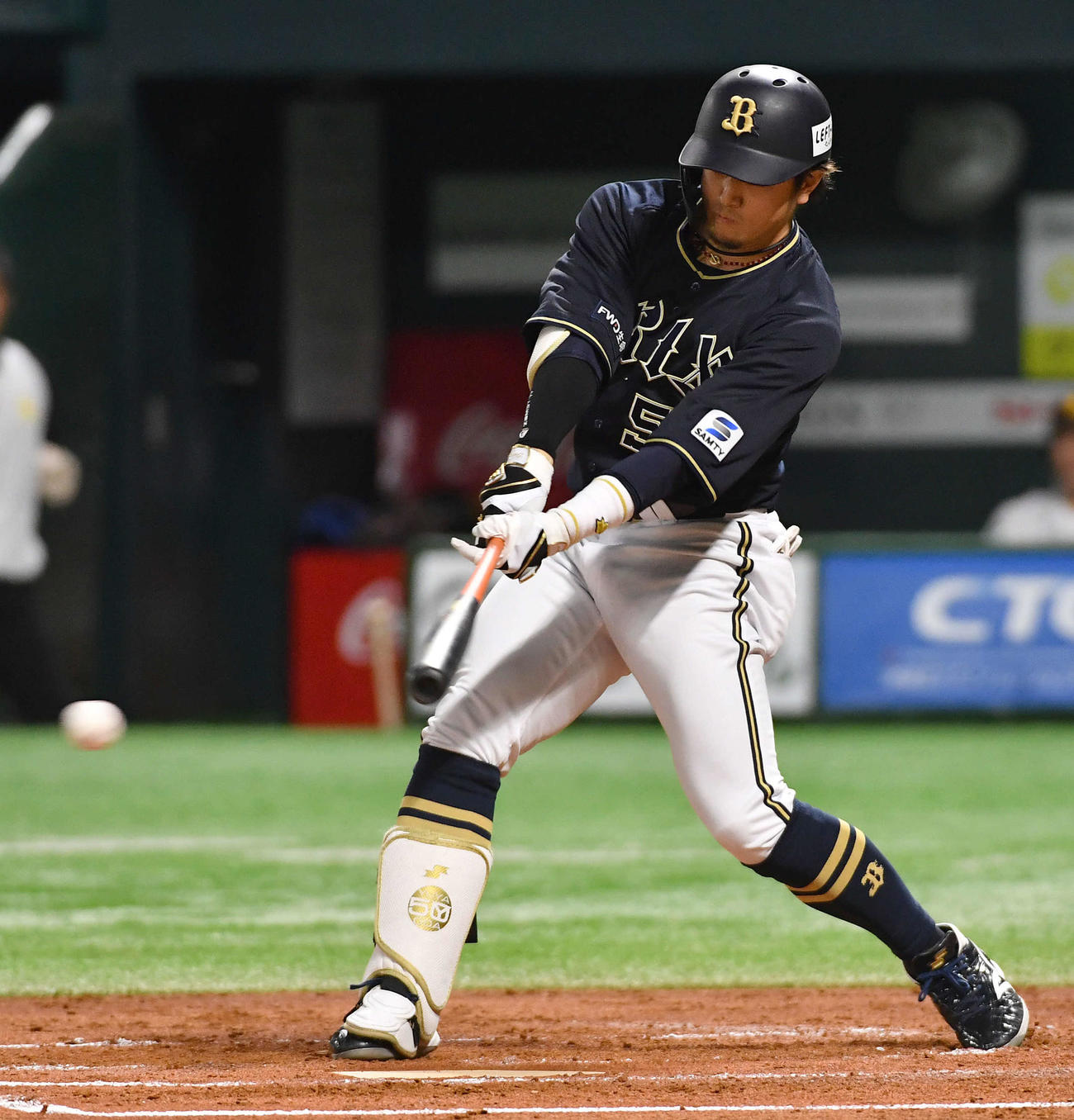 ソフトバンク対オリックス　2回表オリックス1死、小田は中前安打を放つ（撮影・岩下翔太）