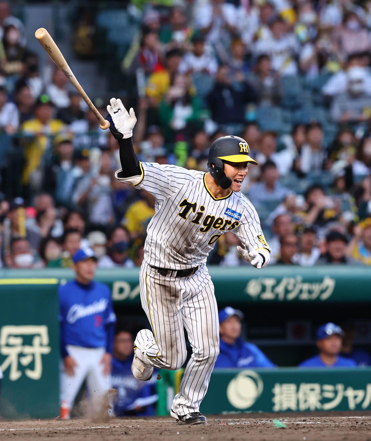 9回裏阪神無死満塁、木浪が右前にサヨナラ打を放つ（撮影・藤尾明華）