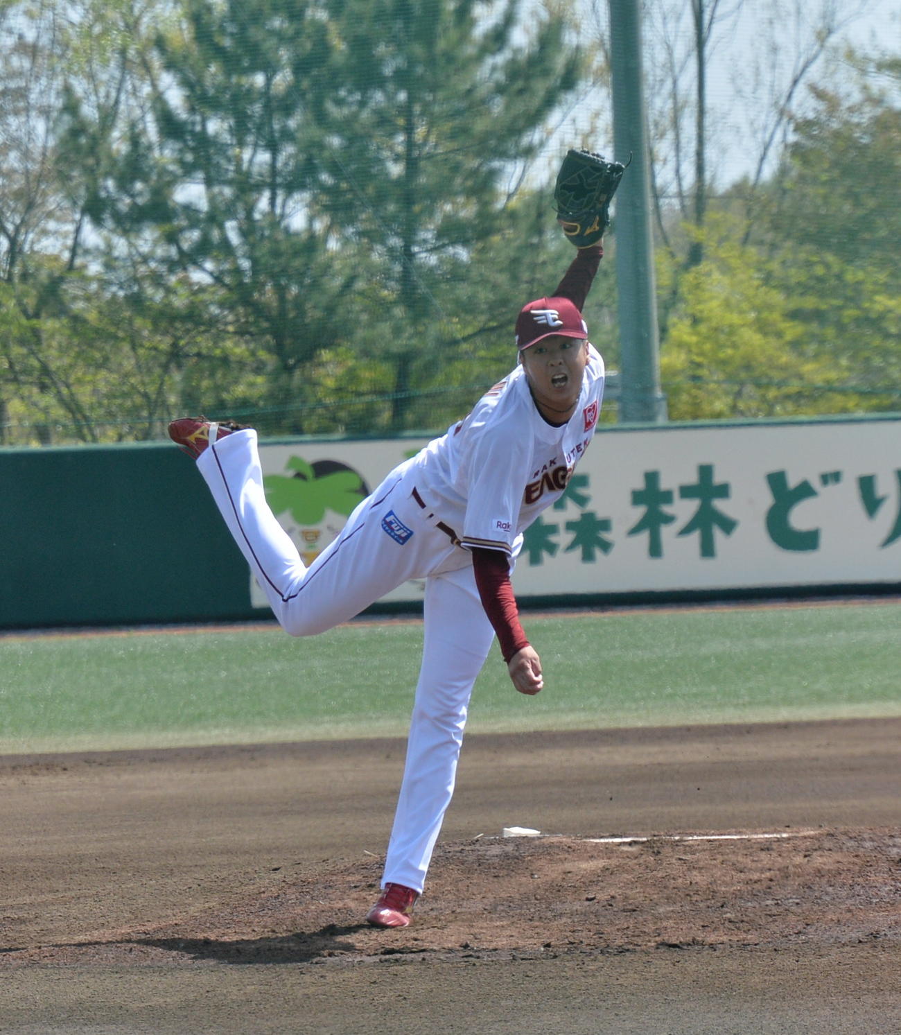 楽天松井友飛（23年4月20日撮影）