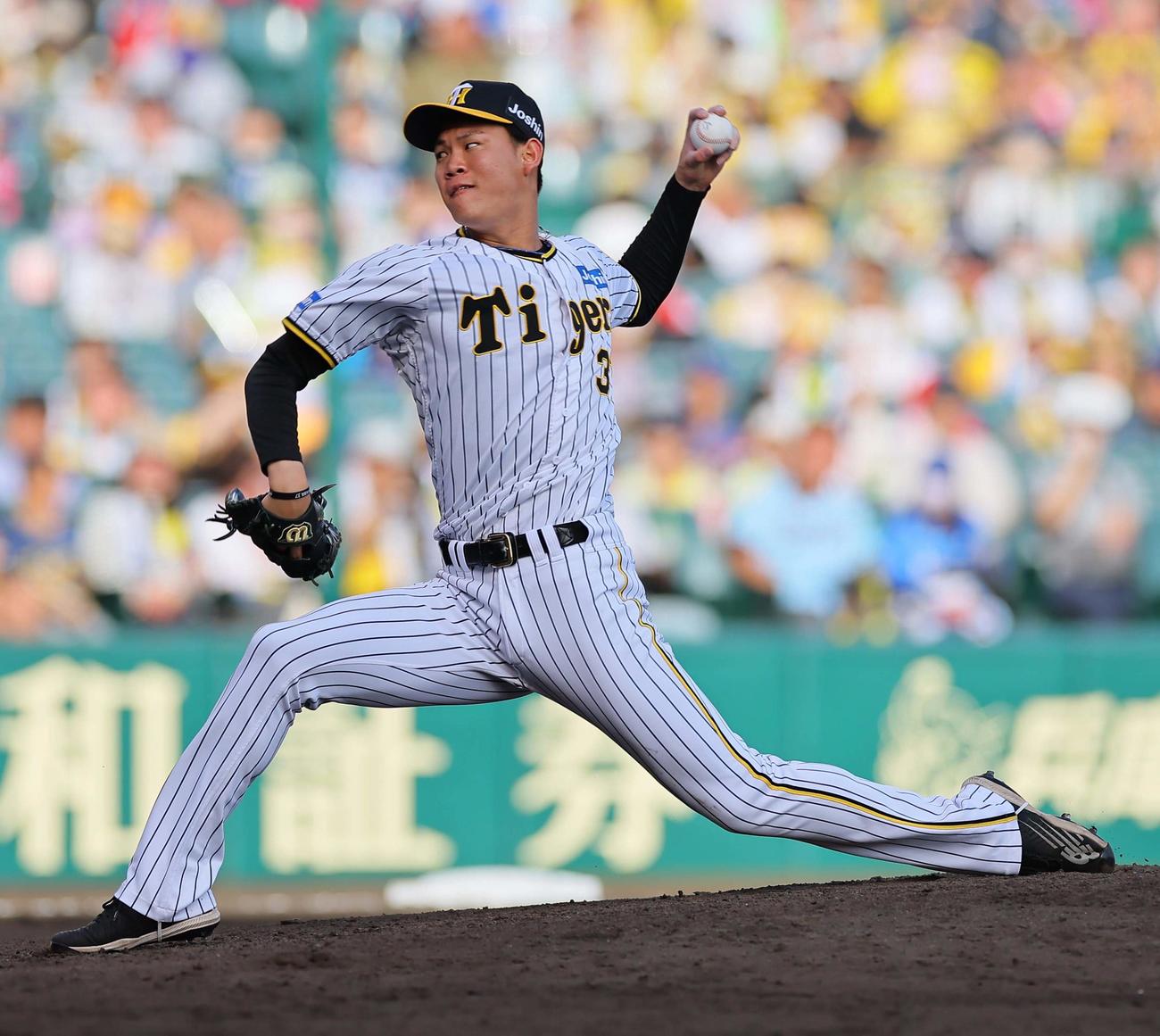 阪神対中日　8回、阪神3番手の及川のこの回を3者凡退に抑える（撮影・上田博志）