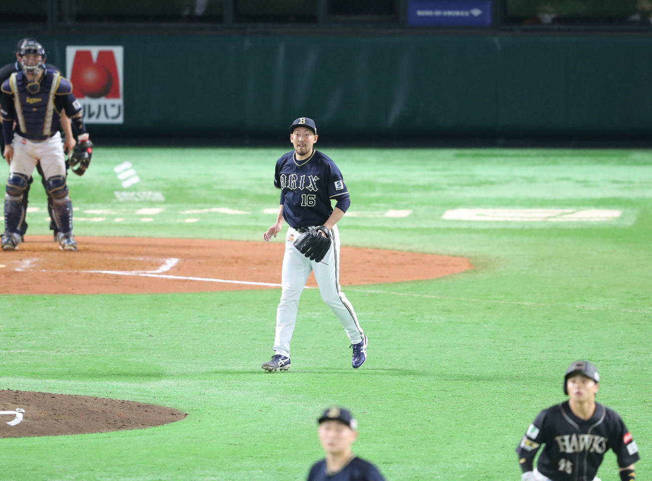 ソフトバンク対オリックス　延長11回裏ソフトバンク無死一、二塁、栗原にサヨナラとなる適時打を浴びた平野（撮影・梅根麻紀）