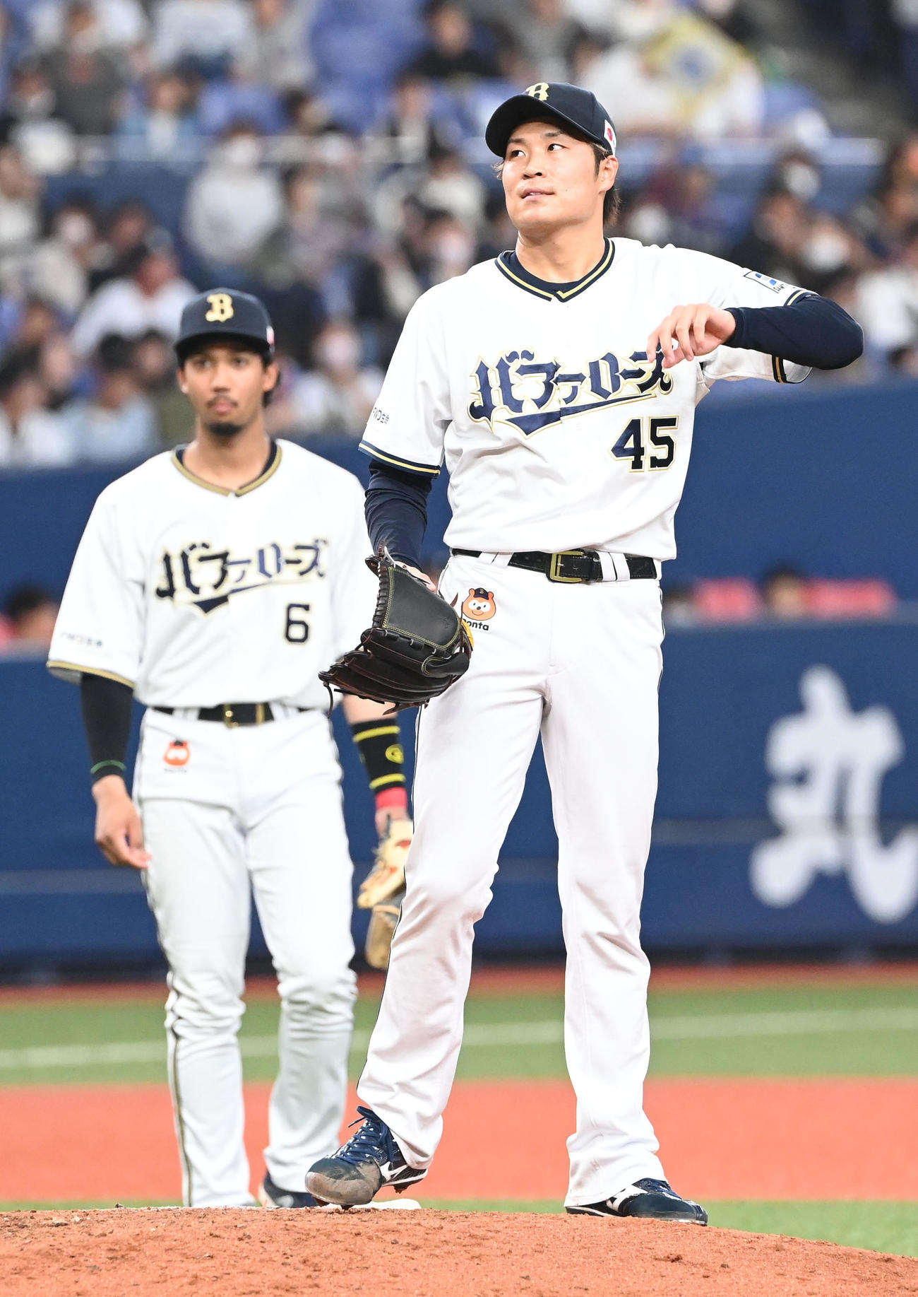 オリックス対西武　8回表西武1死一、二塁、若林楽人に勝ち越し適時打を浴びた阿部（撮影・和賀正仁）