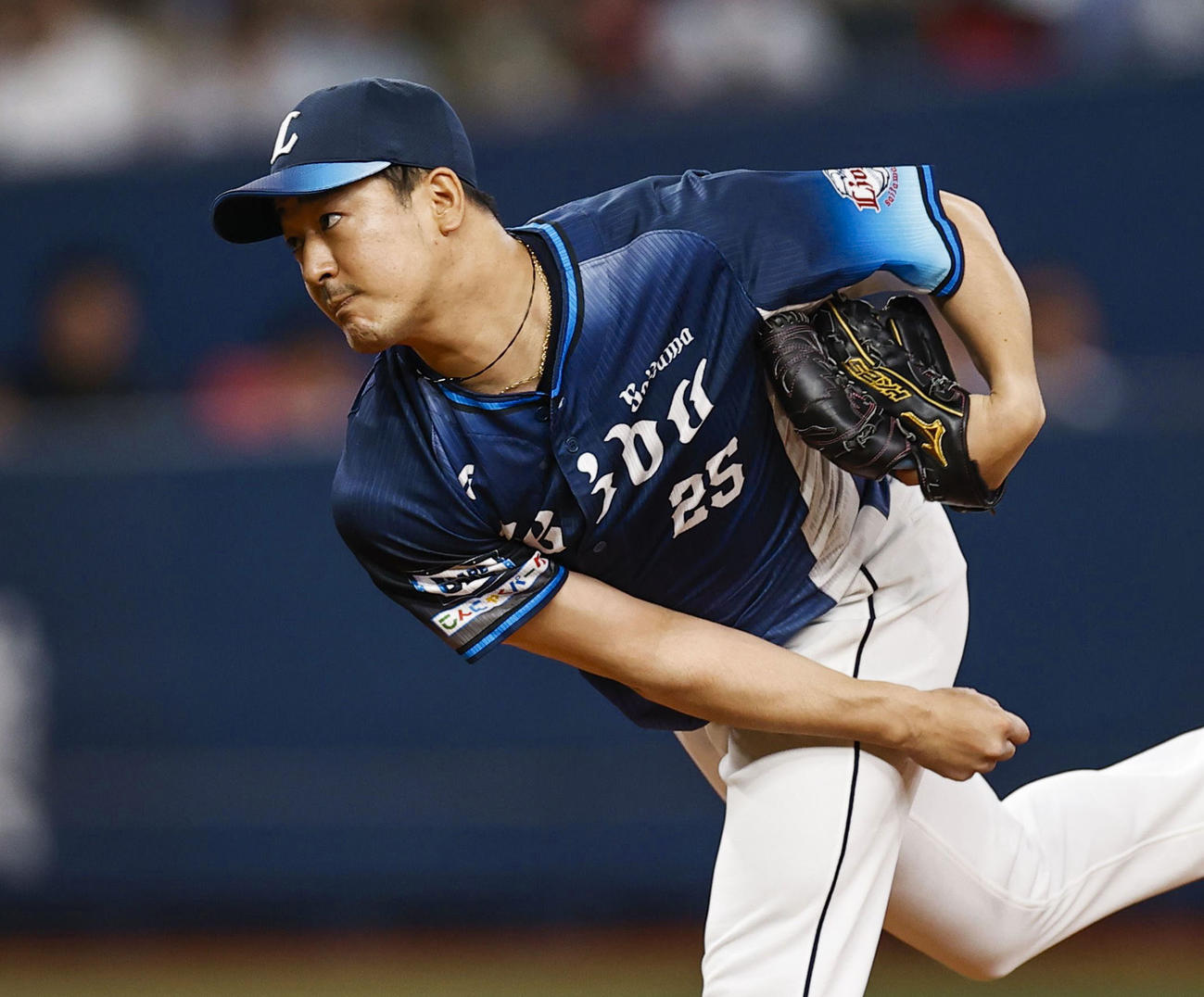 7回に登板し、今季初勝利を挙げた西武平井（共同）