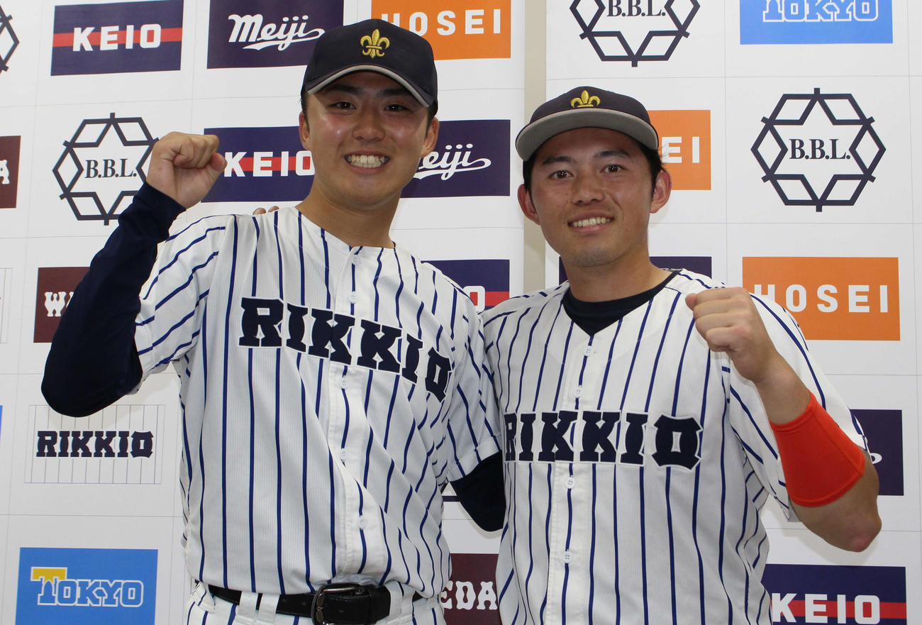 東大対立大　完封した立大の沖（左）と本塁打を放った斎藤大（右）（撮影・保坂恭子）